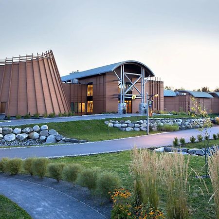 Hotel-Musee Premieres Nations Wendake Exteriér fotografie